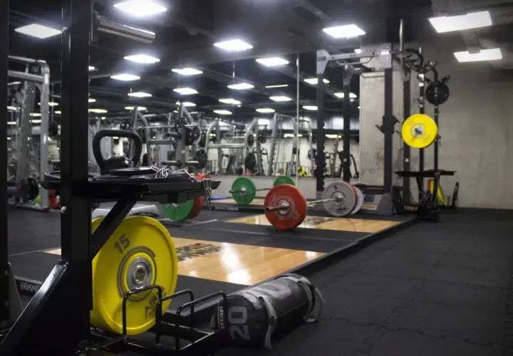 Gdzie znaleźć najlepsze siłownie CrossFit w Katowicach i ich oferty