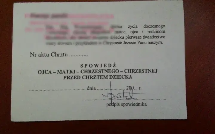 Kiedy dać kartkę do spowiedzi przed chrztem, aby uniknąć problemów?