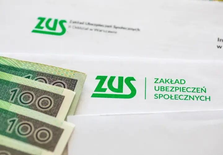 Pieniądze i dokumenty ZUS. Rozważasz odszkodowanie za poronienia zus? Sprawdź, jakie masz prawa.