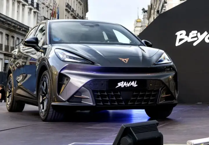 Nowy, futurystyczny SUV z napisem "Saval" na masce. Czy to najlepszy samochód na świecie?