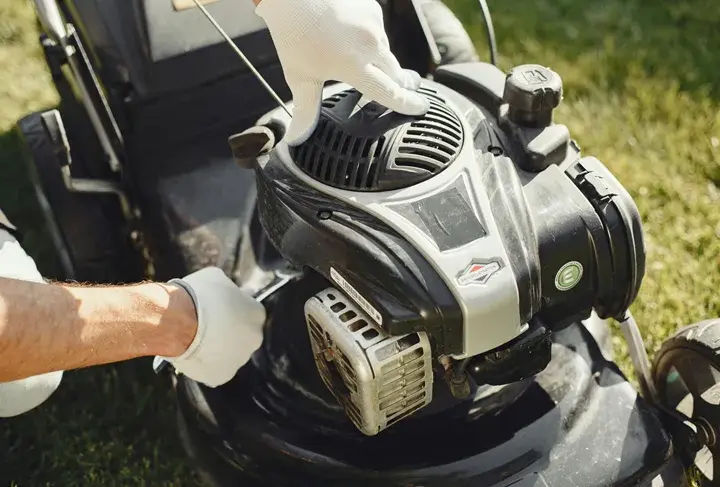 Ile oleju do silnika Briggs&Stratton 15 5 HP? Odkryj prawdę o pojemności