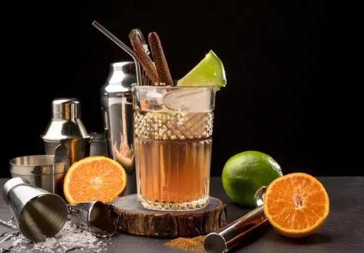 Najlepsze drinki z rumem ciemnym, które musisz spróbować dziś