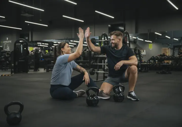 Gdzie trenować crossfit w Łodzi - najlepsze kluby i oferty dla Ciebie