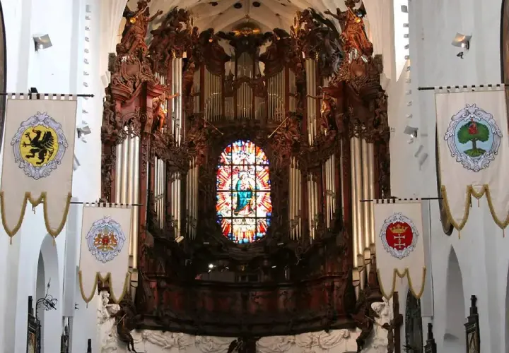 Bach - Toccata i fuga w d-moll: dogłębna analiza arcydzieła