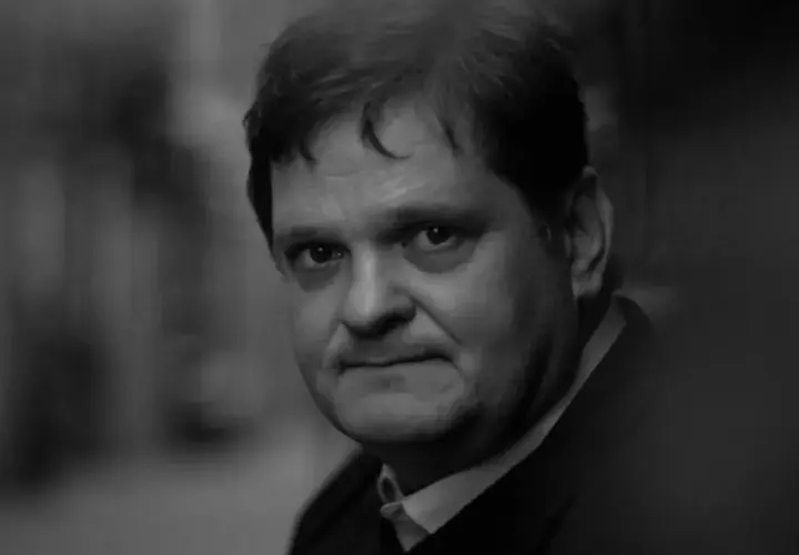 Jarosław Mikołajewski - biografia - życie i osiągnięcia tej postaci