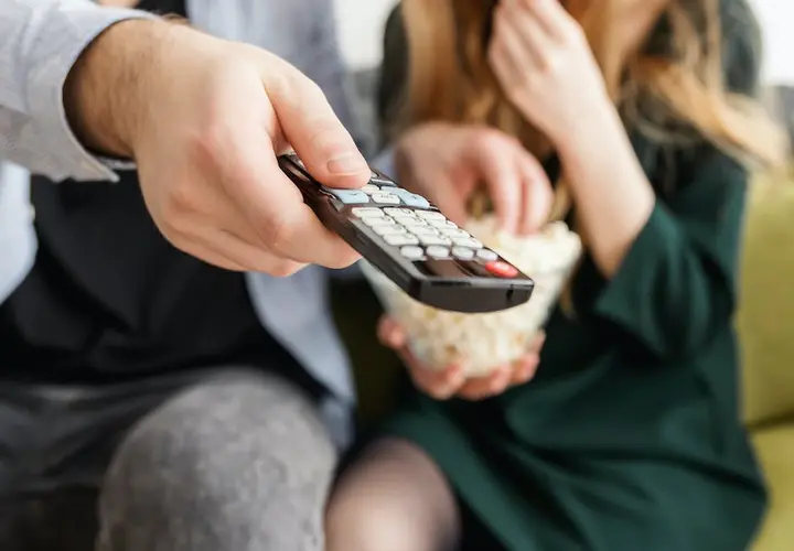  Seriale francuskie kryminalne Netflix - Obejrzyj najlepsze produkcje!