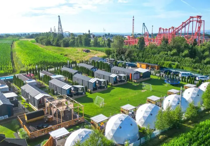 Ile kosztuje nocleg w Energylandii? Sprawdź ceny i opcje w Zatorze