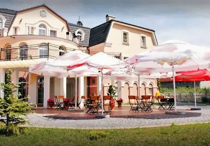 Gdzie zjeść w Opolu? Odkryj najlepsze miejsca na pyszne jedzenie