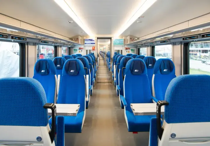 Miejscówka PKP Intercity: Obowiązkowa? Jak ją zdobyć łatwo?