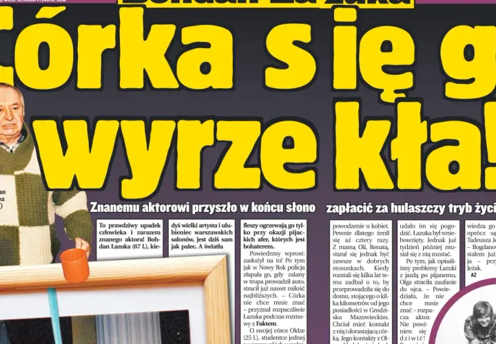 Bohdan Łazuka w swetrze w kratę, obok niego duży napis "Córka się go wyrzeźbiła!".