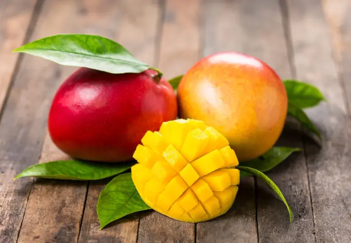 Kiedy jest sezon na mango? Sprawdź, kiedy świeże mango jest najlepsze