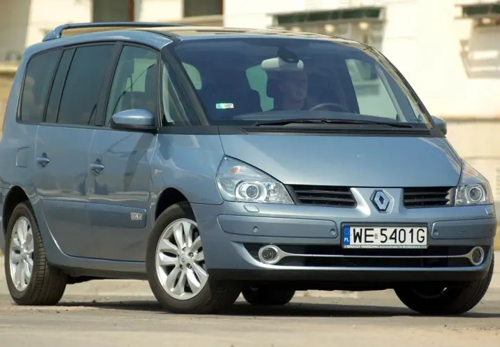 Renault Espace 4 jaki silnik wybrać, aby uniknąć kosztownych awarii?