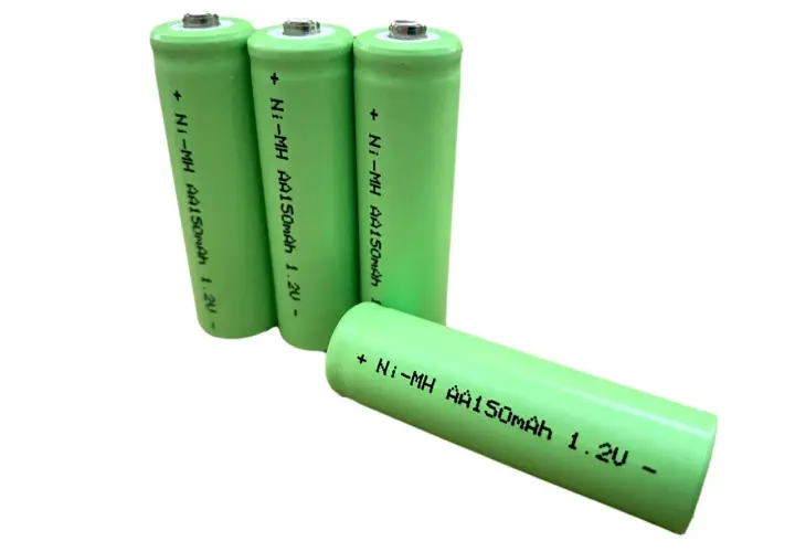 Akumulatorki Ni-MH AA 150mAh 1.2V do lamp solarnych można ładować.