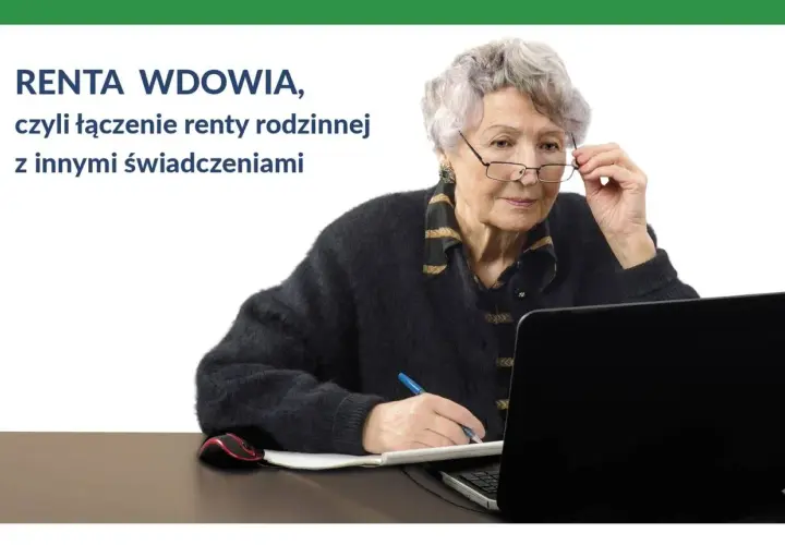 Starsza pani z okularami uczy się, kiedy można pobierać rentę wdowią, łącząc ją z innymi świadczeniami.