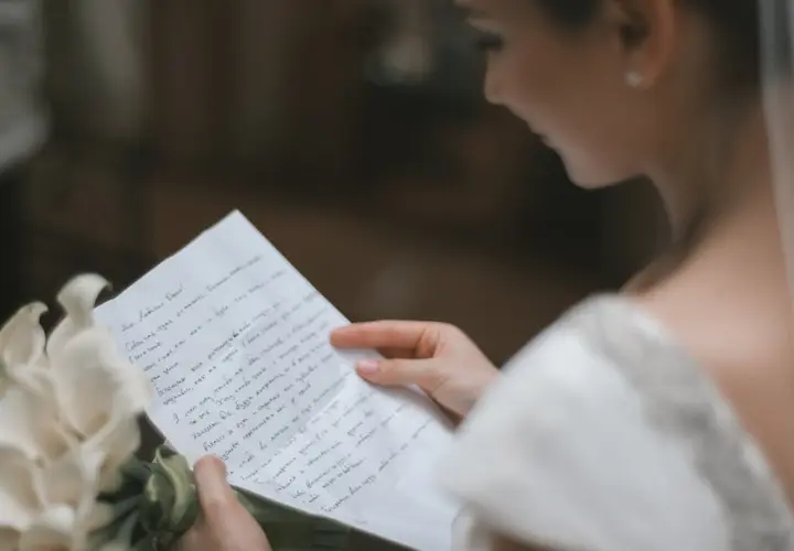  Prezent dla panny młodej na panieński - ciekawy pomysł na upominek od druhen