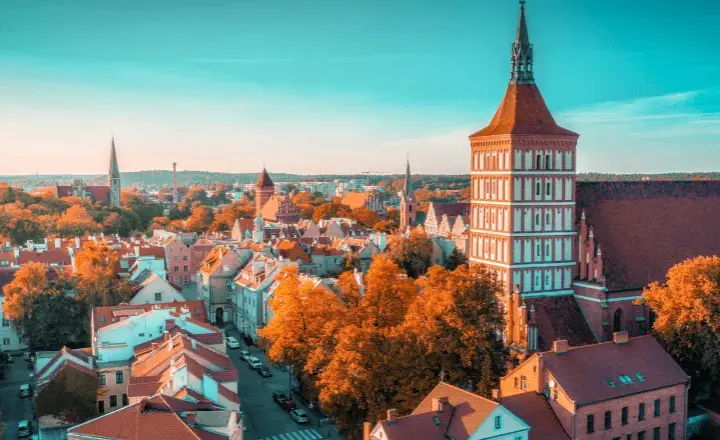 Mikołajki: Gdzie zjeść? Odkryj najlepsze smaki Mazur!