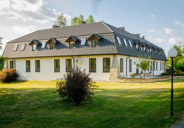 Prywatny Dom Opieki Kiełków: Barbara Markulis Pełna Oferta i Koszty