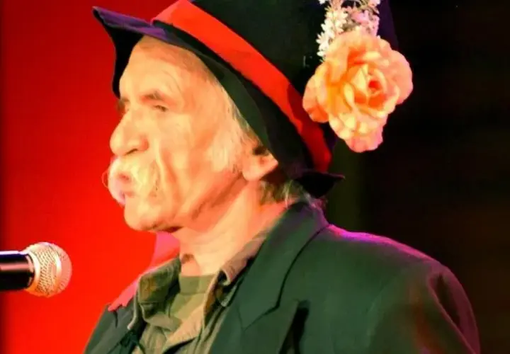 Kabaret Smolenia: Historia, skecze i wpływ Bohdana Smolenia na kulturę