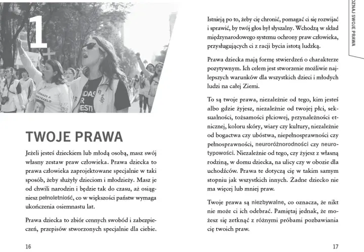 Młodzi ludzie protestują, domagając się swoich praw. Prawa dziecka to międzynarodowy system ochrony praw człowieka, który chroni każdego.