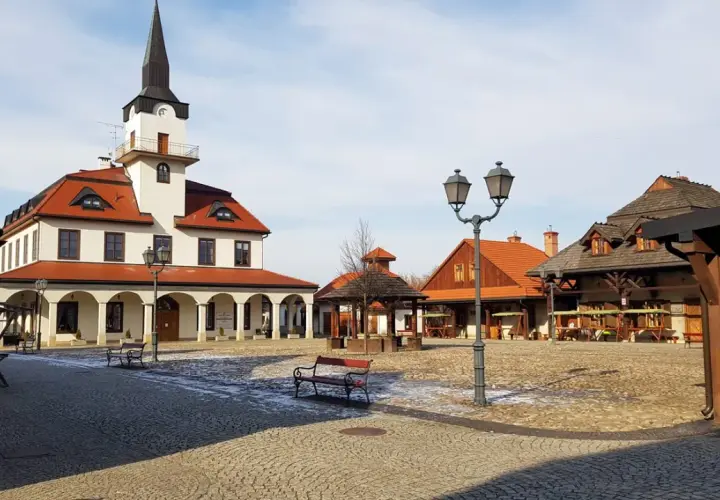 Nowy Sącz atrakcje: Odkryj sekrety Sądecczyzny na weekend!