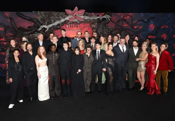 Cała obsada Stranger Things 5 na premierze.