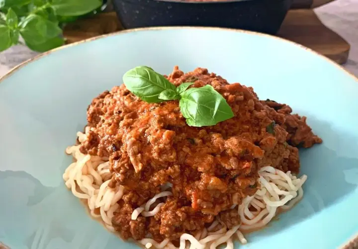 Jak zrobić sos do spaghetti z passaty w 30 minut bez wysiłku