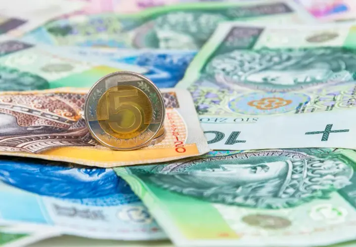 Kto nie płaci Funduszu Pracy? Sprawdź zwolnienia i oszczędzaj!