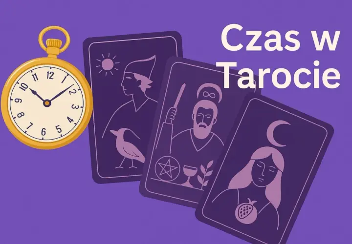 Złoty zegarek kieszonkowy obok kart Tarota. Czas w Tarocie jest kluczowy, by zrozumieć przeszłość, teraźniejszość i przyszłość.