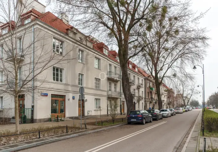 Efraima Schroegera 90: Nieznana perła architektury Warszawy