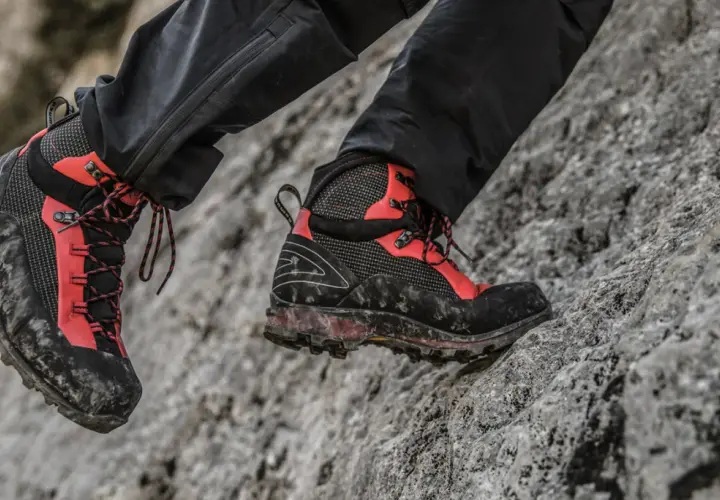 Jakie buty trekkingowe kupić, by uniknąć bólu i dyskomfortu?