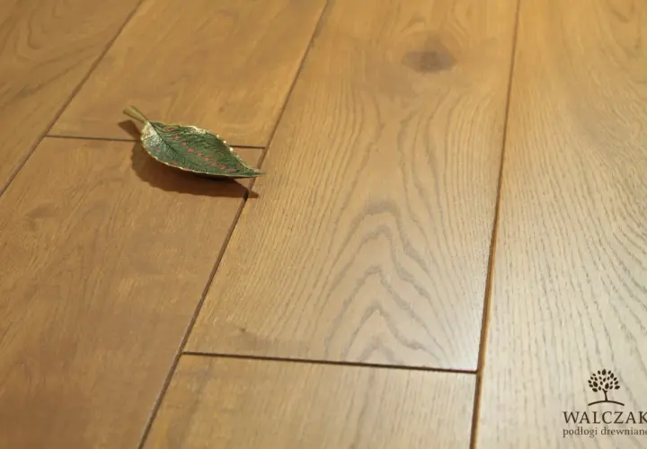 Deska podłogowa dębowa lita - trwałość i elegancja na lata
