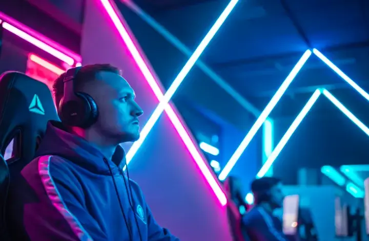 Jak filmy o grach i ryzyku wpłynęły na trendy w rozrywce online?