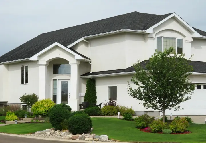 Jaki kolor tynku do grafitowego dachu? Odkryj idealne połączenia kolorystyczne