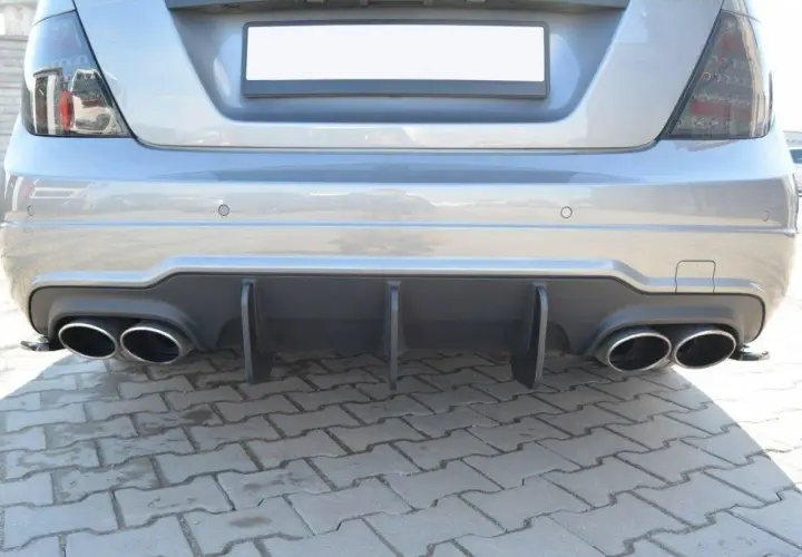 Mercedes W204 dyfuzor - stylowy element tuningu dla Twojego auta