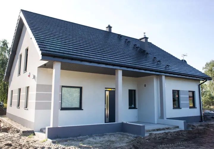 Jak samemu pomalować elewację domu: Prosty poradnik krok po kroku