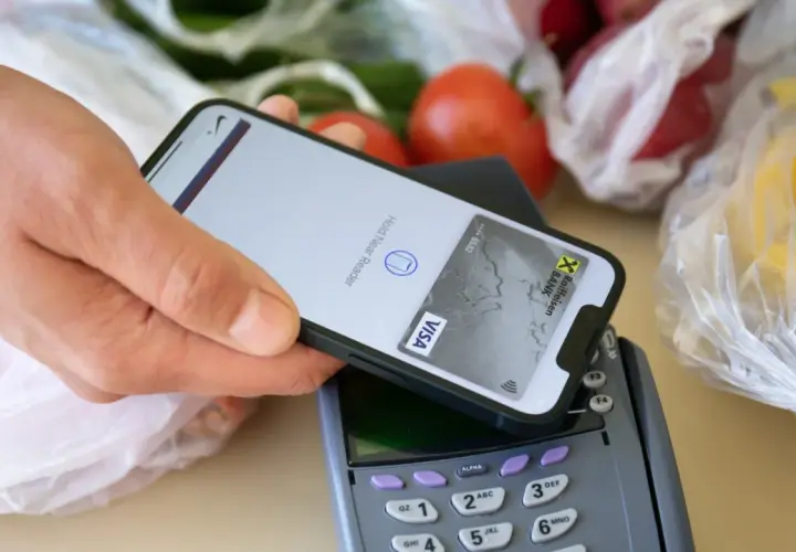 Jak płacić telefonem bez NFC? Sprawdzone metody i ich bezpieczeństwo