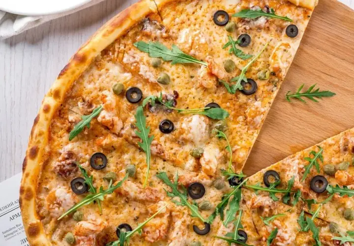 Ile piec pizzę w 180 stopniach? Oto sekrety idealnego wypieku