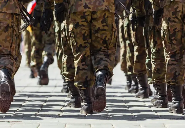 Ile trwa służba wojskowa w Polsce? Odkryj, co musisz wiedzieć
