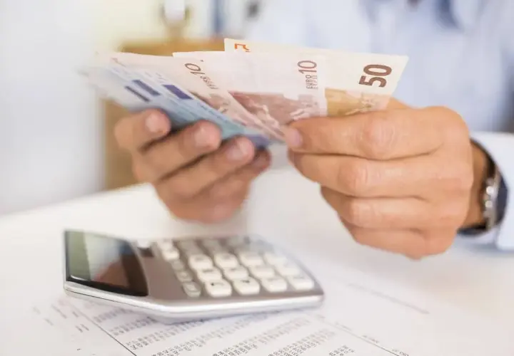 2100 euro brutto na netto w Niemczech: Dokładne przeliczenie