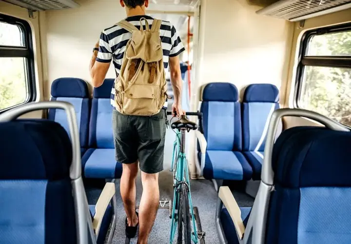 Ile kosztuje bilet na rower PKP? Sprawdź cenę i zasady przewozu
