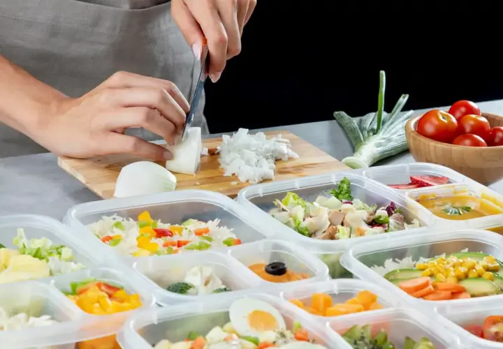 Jaki catering dietetyczny Warszawa – sprawdź najlepsze oferty i ceny