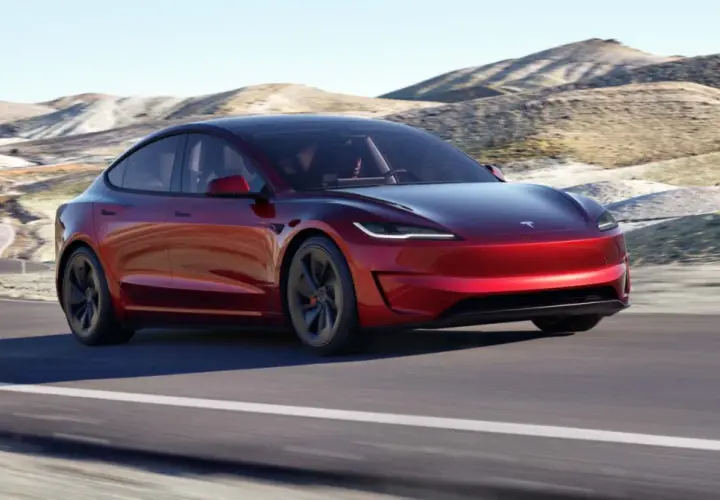 Tesla Model 3 ile koni - porównanie mocy wersji i ich osiągi