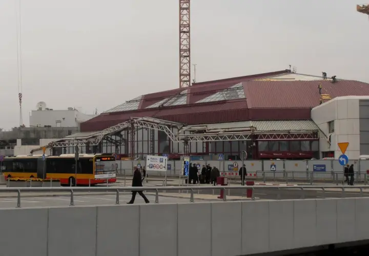 Ile jest terminali na lotnisku Chopina? Odkryj ważne informacje