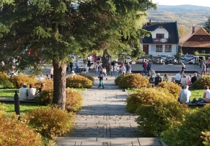 Gdzie zjeść w Lanckoronie? Najlepsze restauracje, które musisz poznać