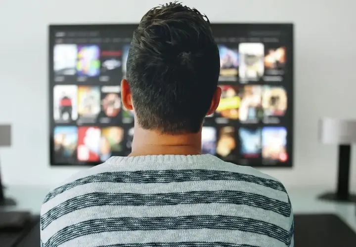 Czy oglądanie filmów z seksem to grzech? Moralność i konsekwencje