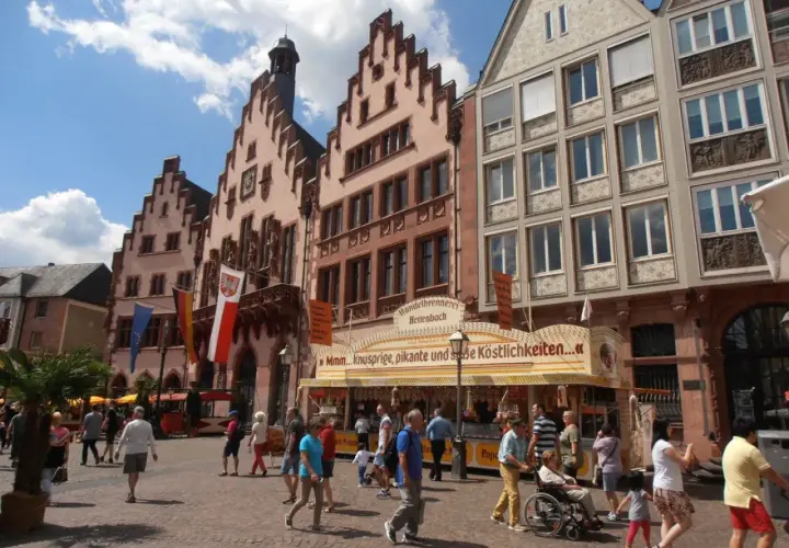W jakim kraju związkowym leży Frankfurt? Odkryj tajemnice Hesji