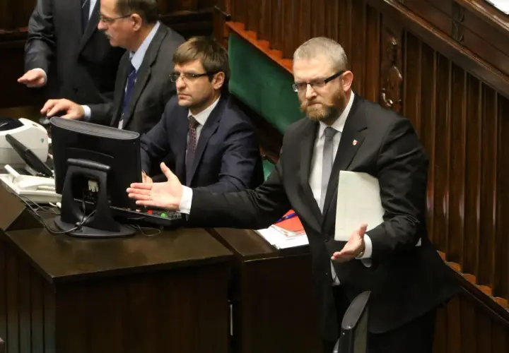 Kim jest Grzegorz Braun? Kontrowersje i poglądy polityczne