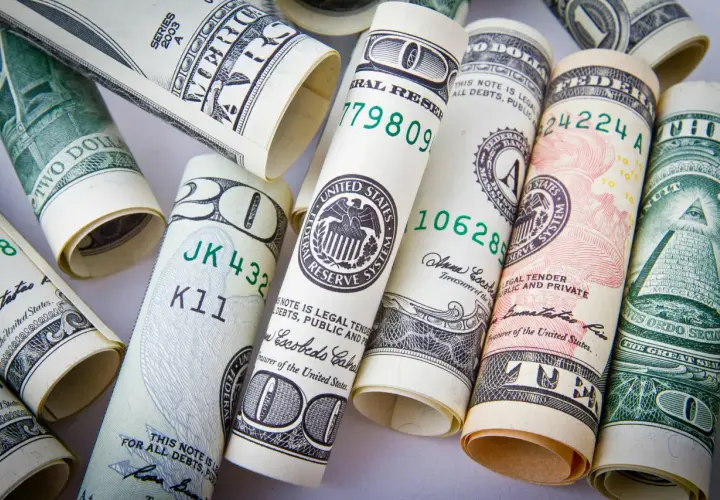 Budżetowanie dla zabawy: zarządzanie ryzykowną rozrywką w planie finansowym