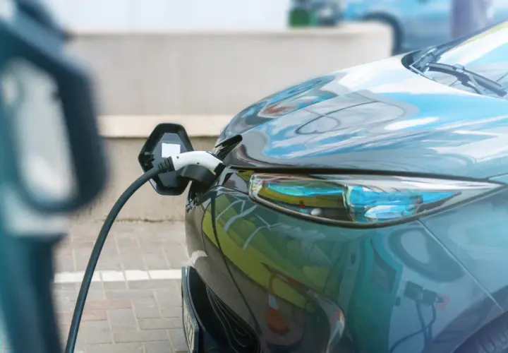 Prawdziwy koszt posiadania samochodu elektrycznego w Polsce