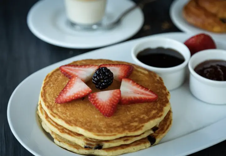 Idealne pancakes w domu – jaką patelnię wybrać?